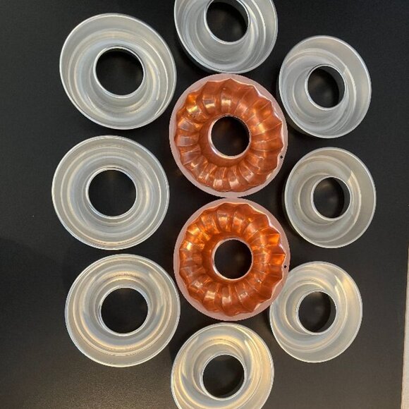 Lot of 10 Small Vintage Aluminum Jello Molds - Picture 1 of 7